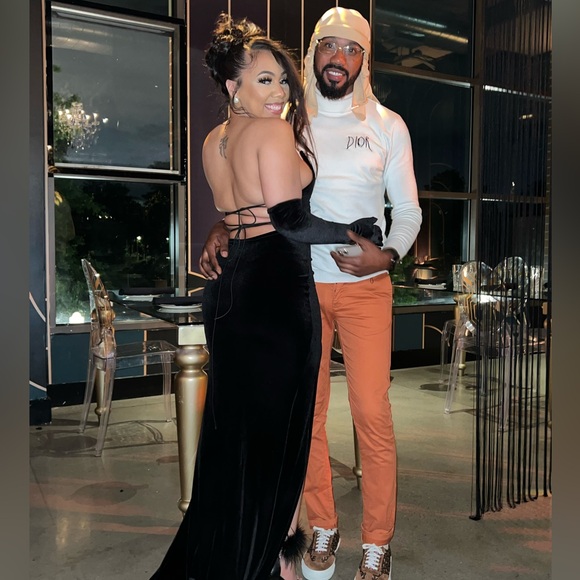 MEET MYKEENA 😊🩷 - Picture 3 of 9